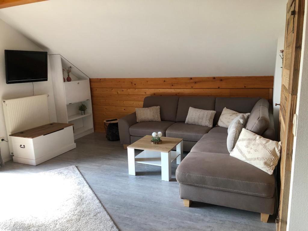 Ferienwohnung Buchenblick Моншау Екстериор снимка