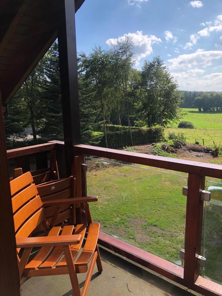 Ferienwohnung Buchenblick Моншау Екстериор снимка